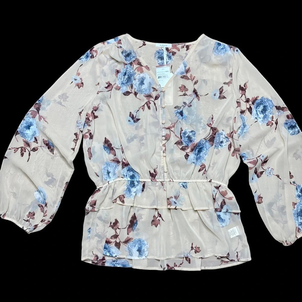 Pleione Women's Blush Denim Floral Blouse. Sz: XL